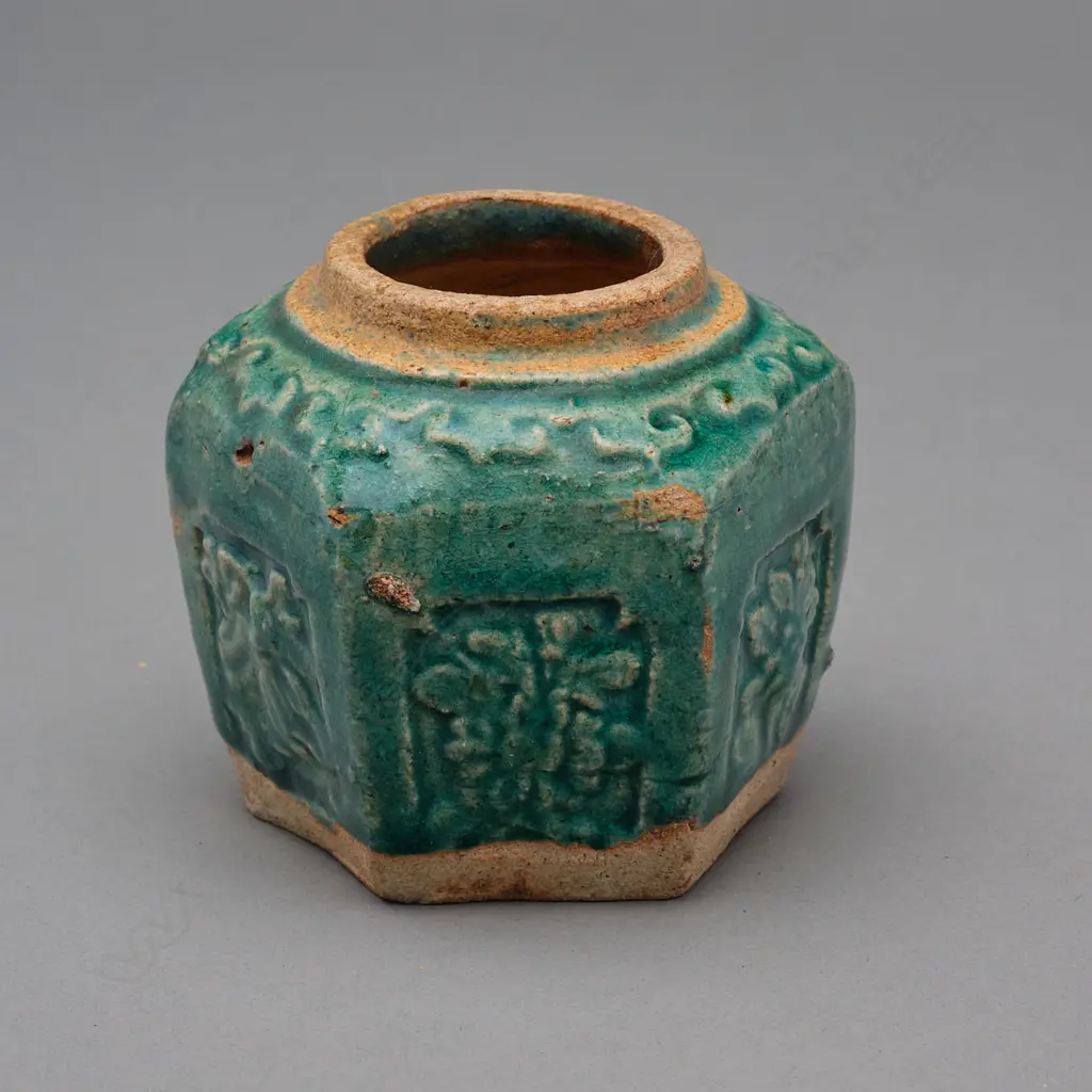 Chinese stoneware jar, Image 1++